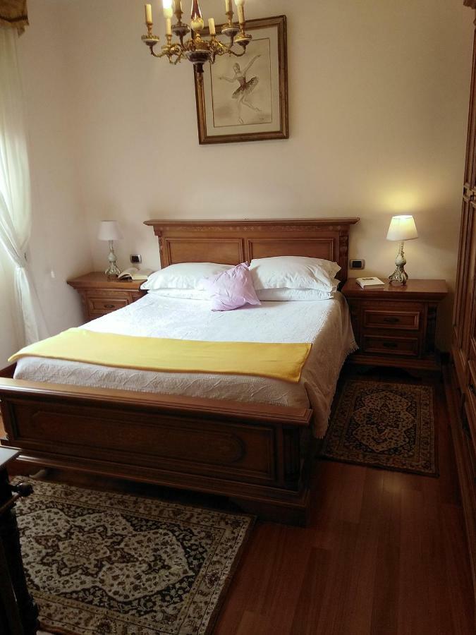 Stella Di Mare Hotel Каляри Екстериор снимка